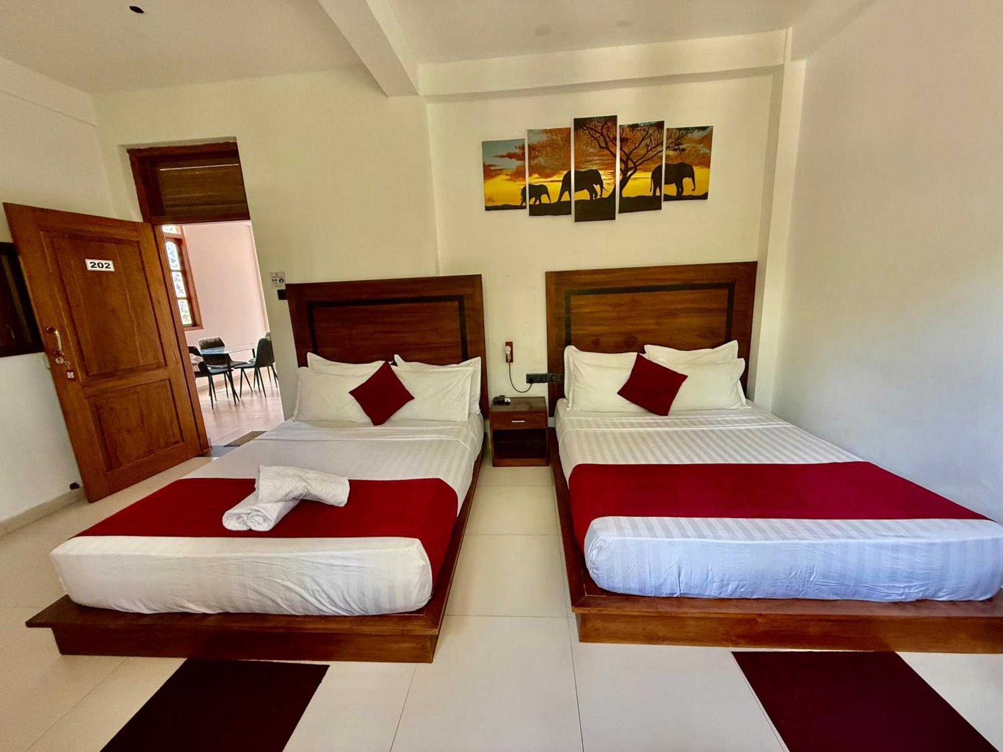 Divine Villa Anuradhapura Exterior photo