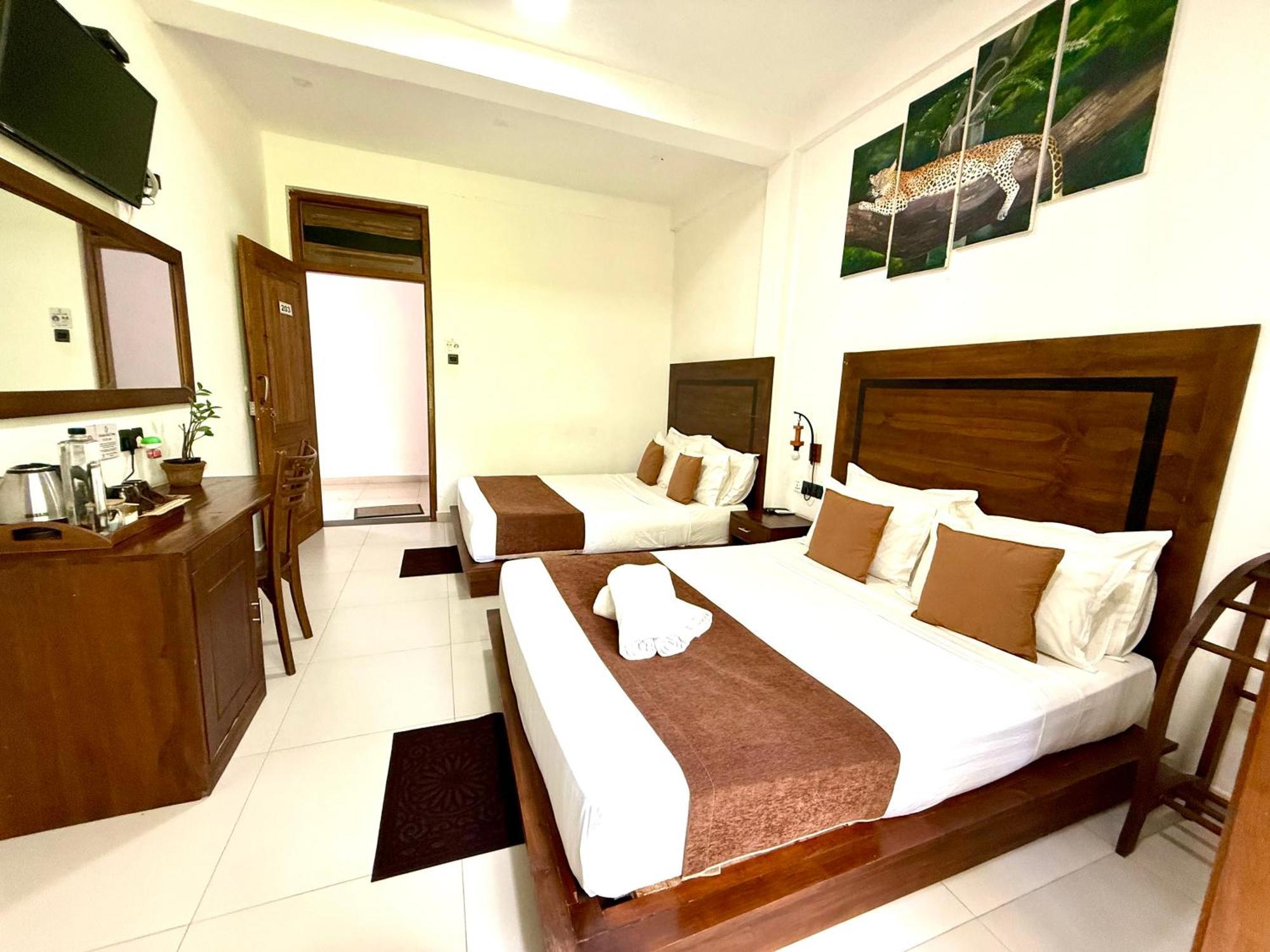 Divine Villa Anuradhapura Exterior photo